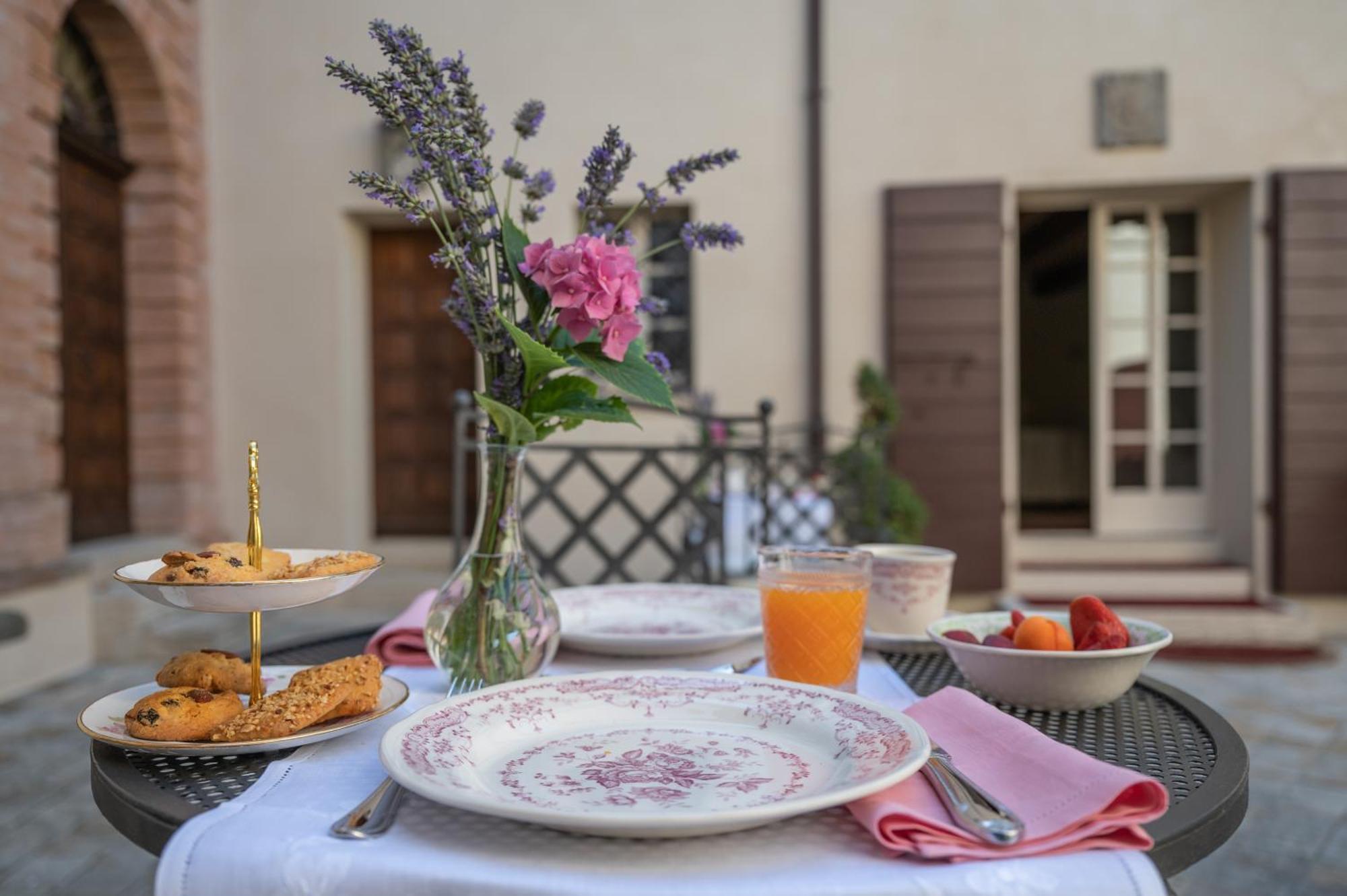Palazzo Del Poggiano Bed & Breakfast Poggio Berni Ngoại thất bức ảnh